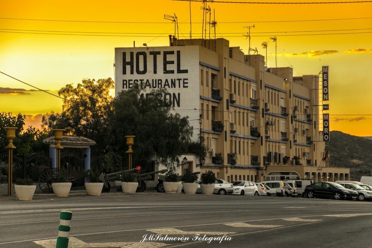 Hotel Meson Del Moro Abarán Extérieur photo